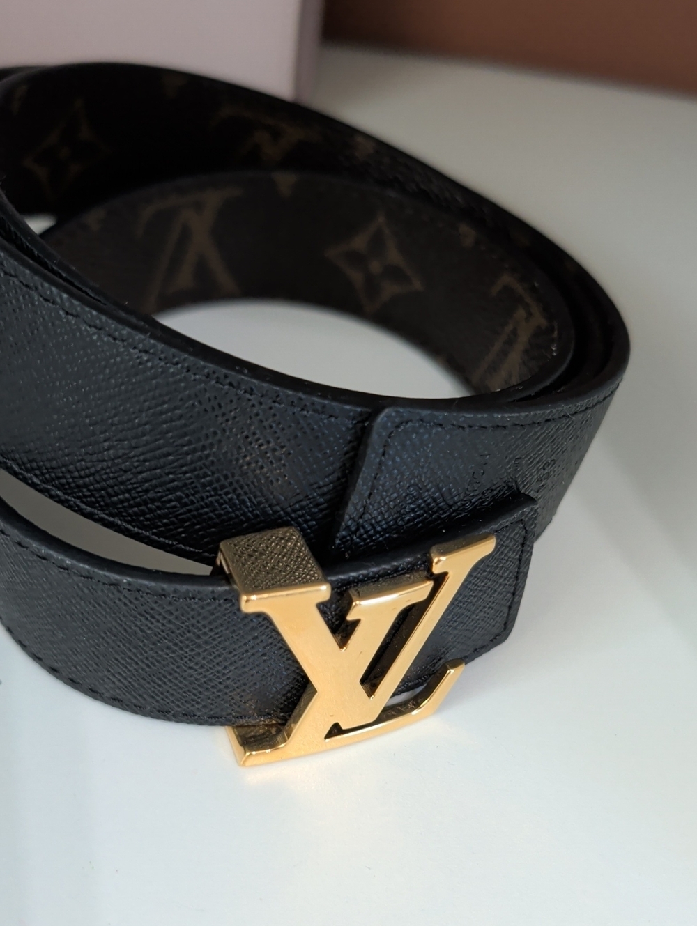 Louis Vuitton Black Leather Reversible Belt with Gold LV Buckle